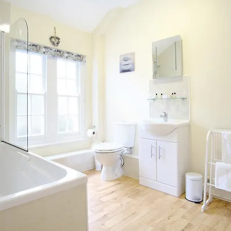 Brendon Arms Guest house