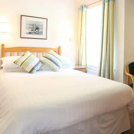 Brendon Arms Guest house